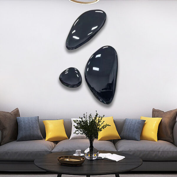 Metal wall decoration