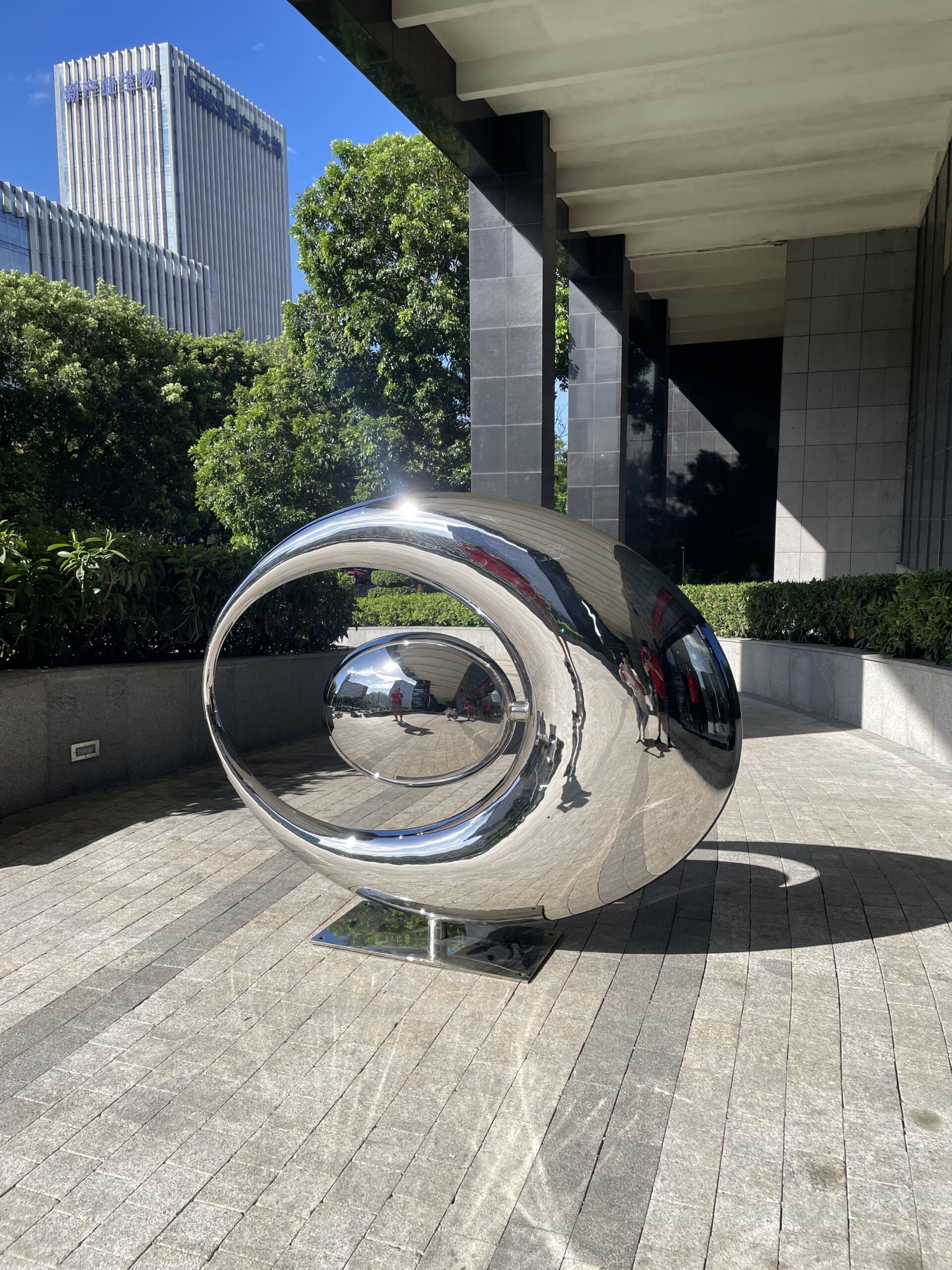 Modern Public Art Sculpture for Commercial Spaces